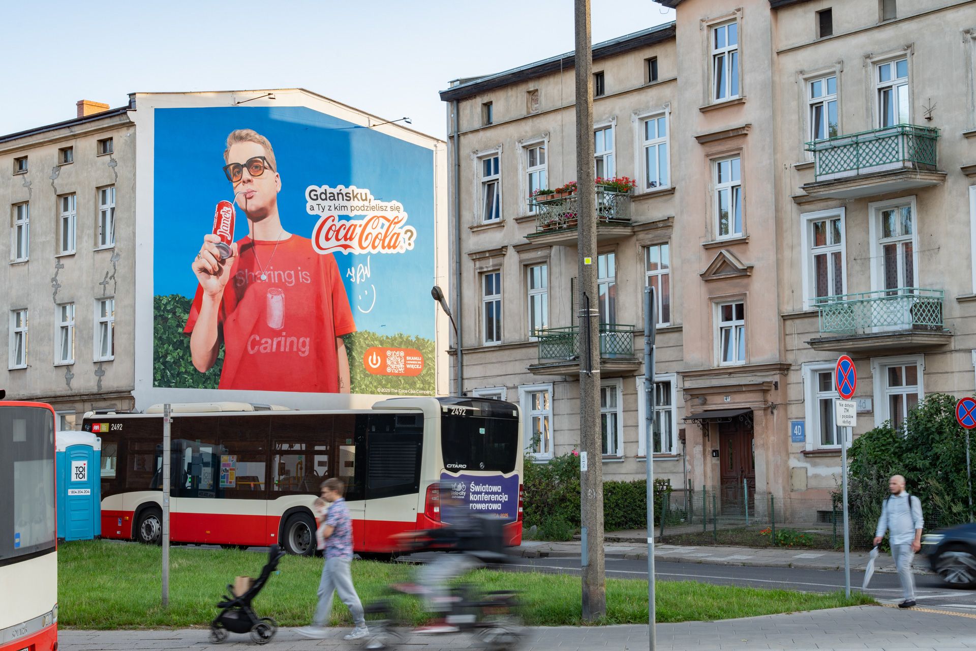 good looking namalowało mural dla coca-cola w gdańsku