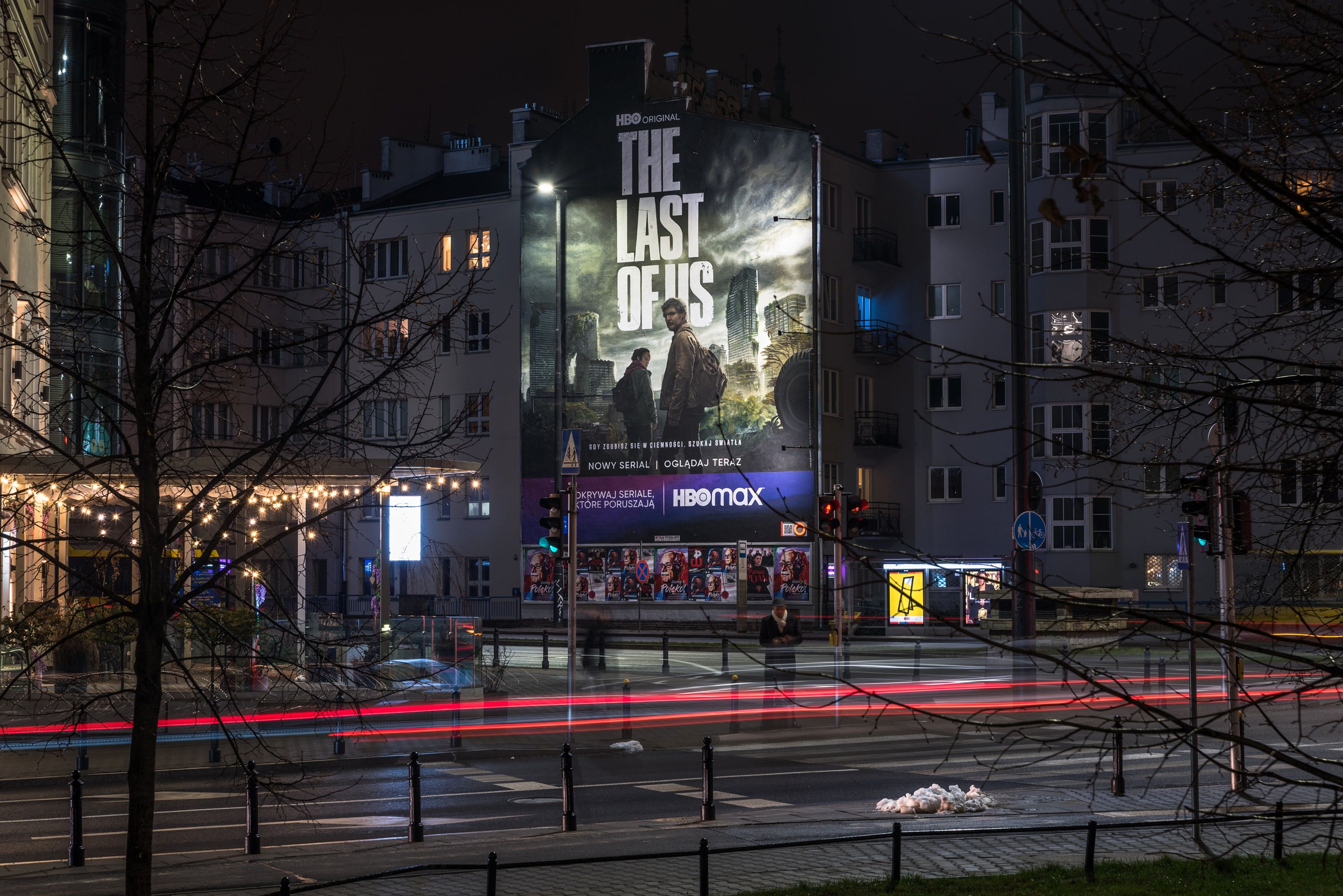 Good Looking namalowało mural w Warszawie przy ulicy Jaworzyńskiej 7/9 dla marki HBO