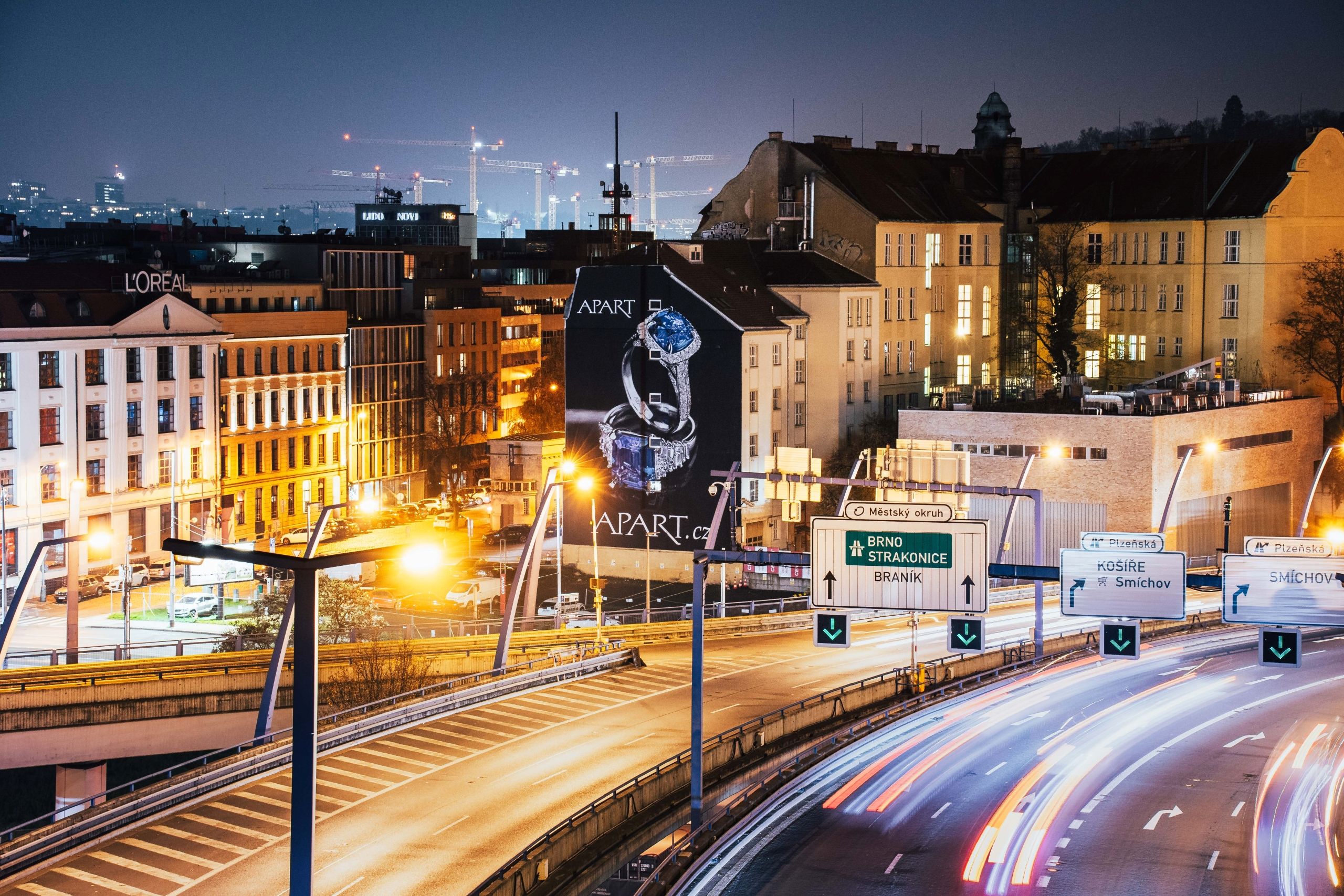 mural praga czechy na zatlance 13