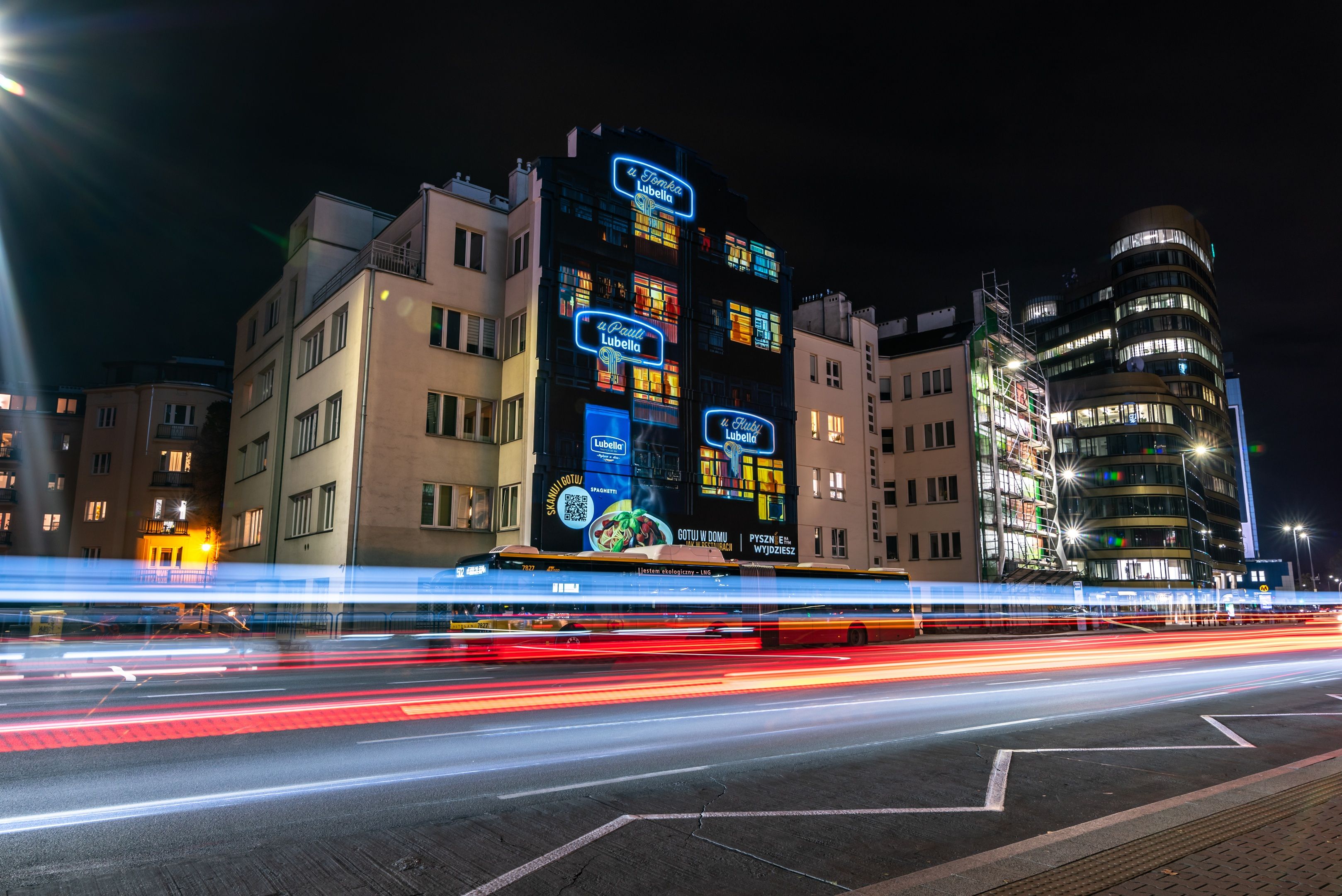 Good Looking namalowało mural w Warszawie przy ulicy Jaworzyńskiej 11  dla Lubelli