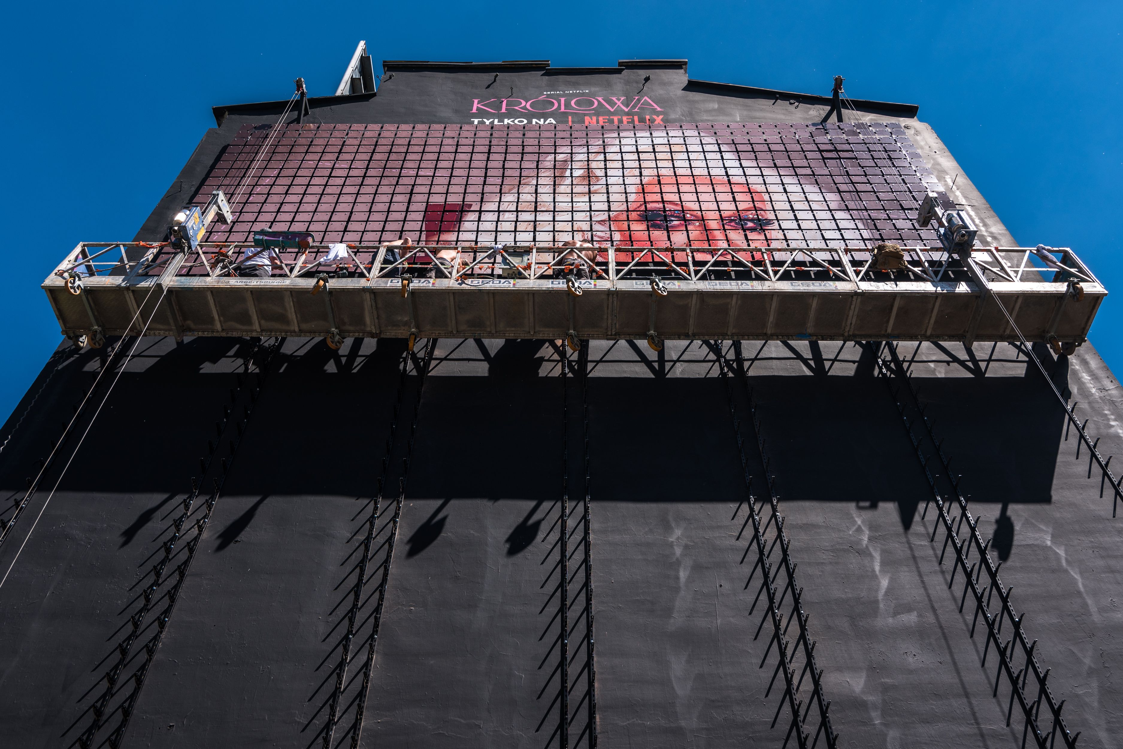 mural kinetyczny w procesie realizacji