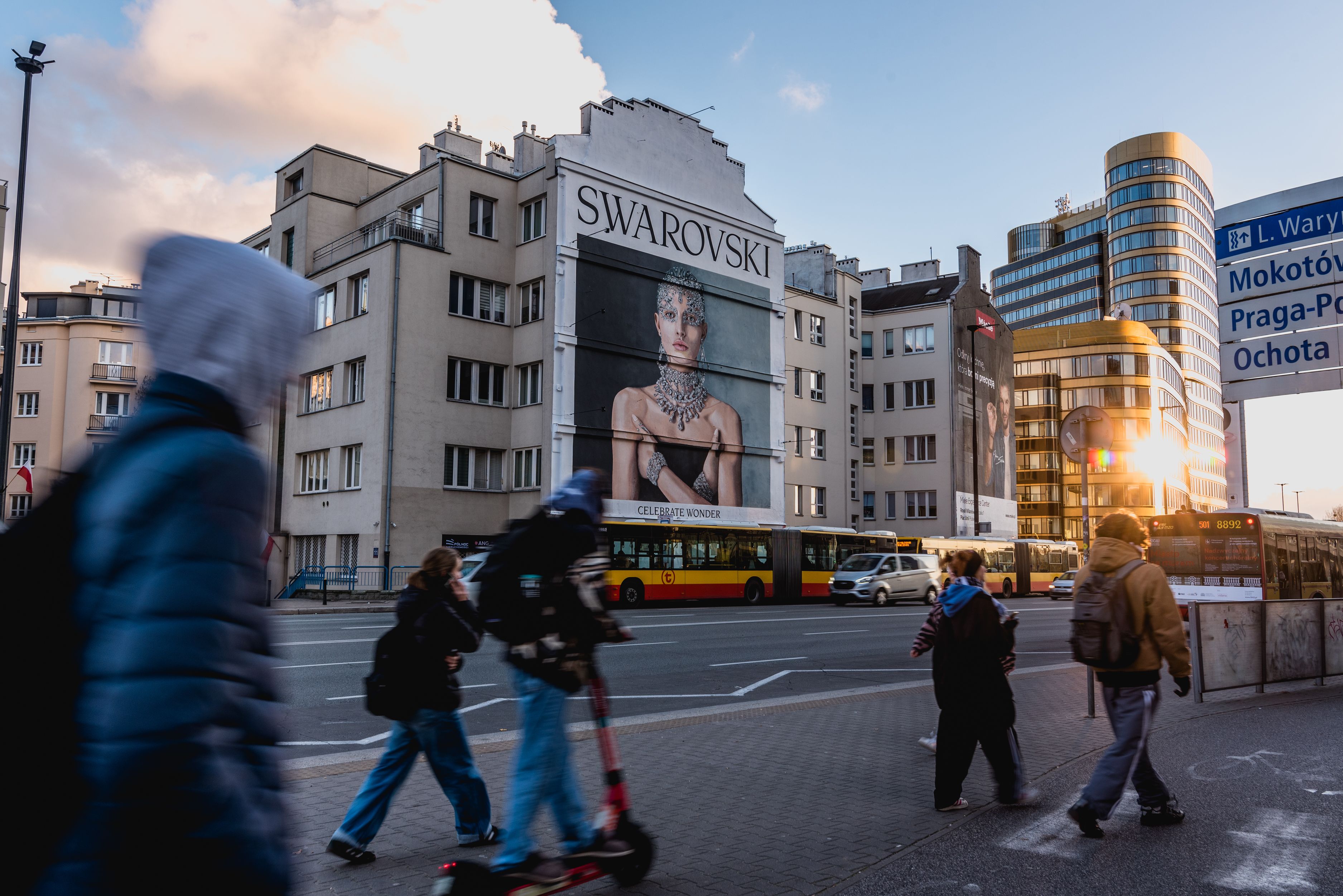 good looking mural malowany swarovski