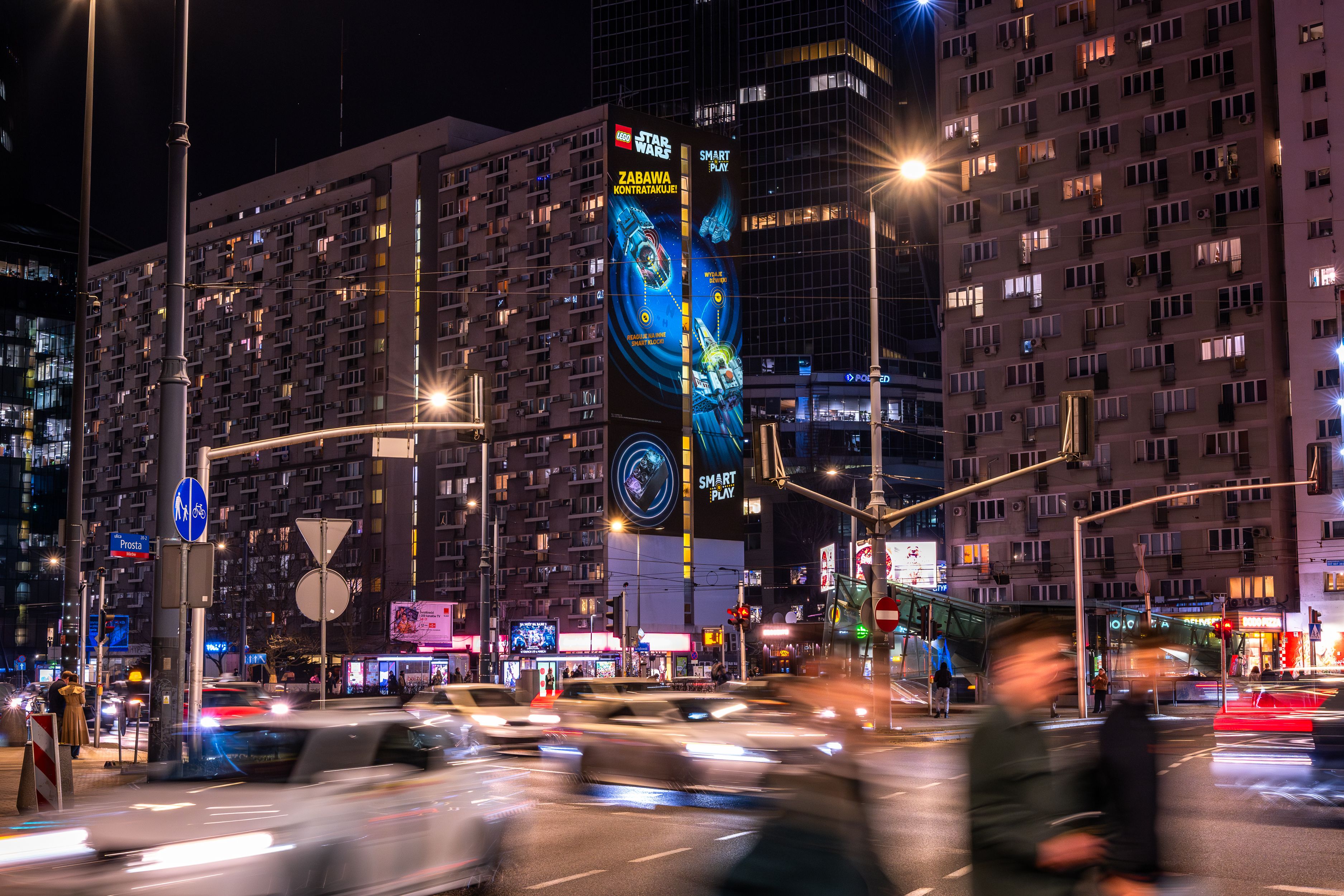 Mural z efektem motion dla Lego od Good Looking Studio