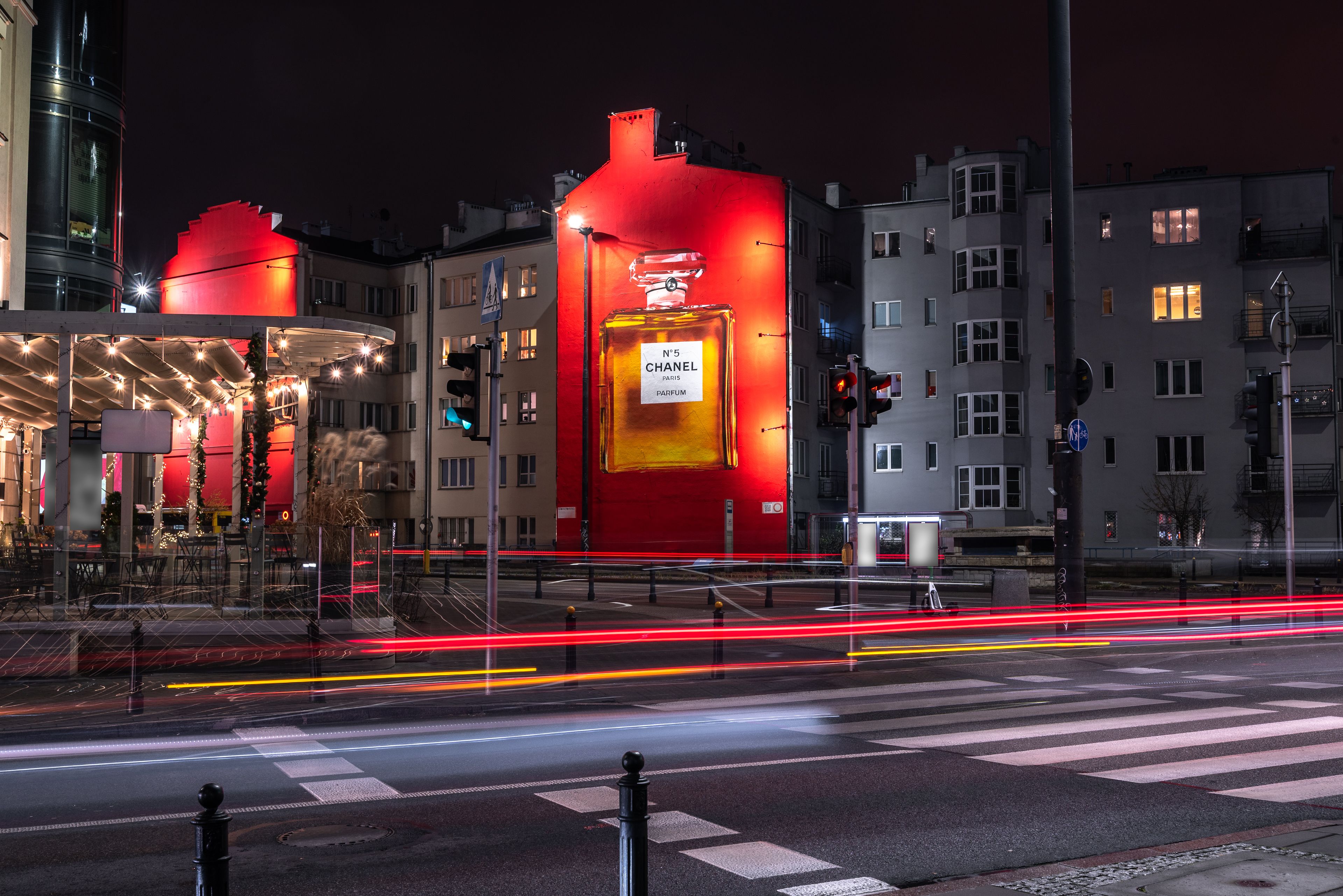 good looking namalowało mural dla chanel na jaworzyńskiej w warszawie