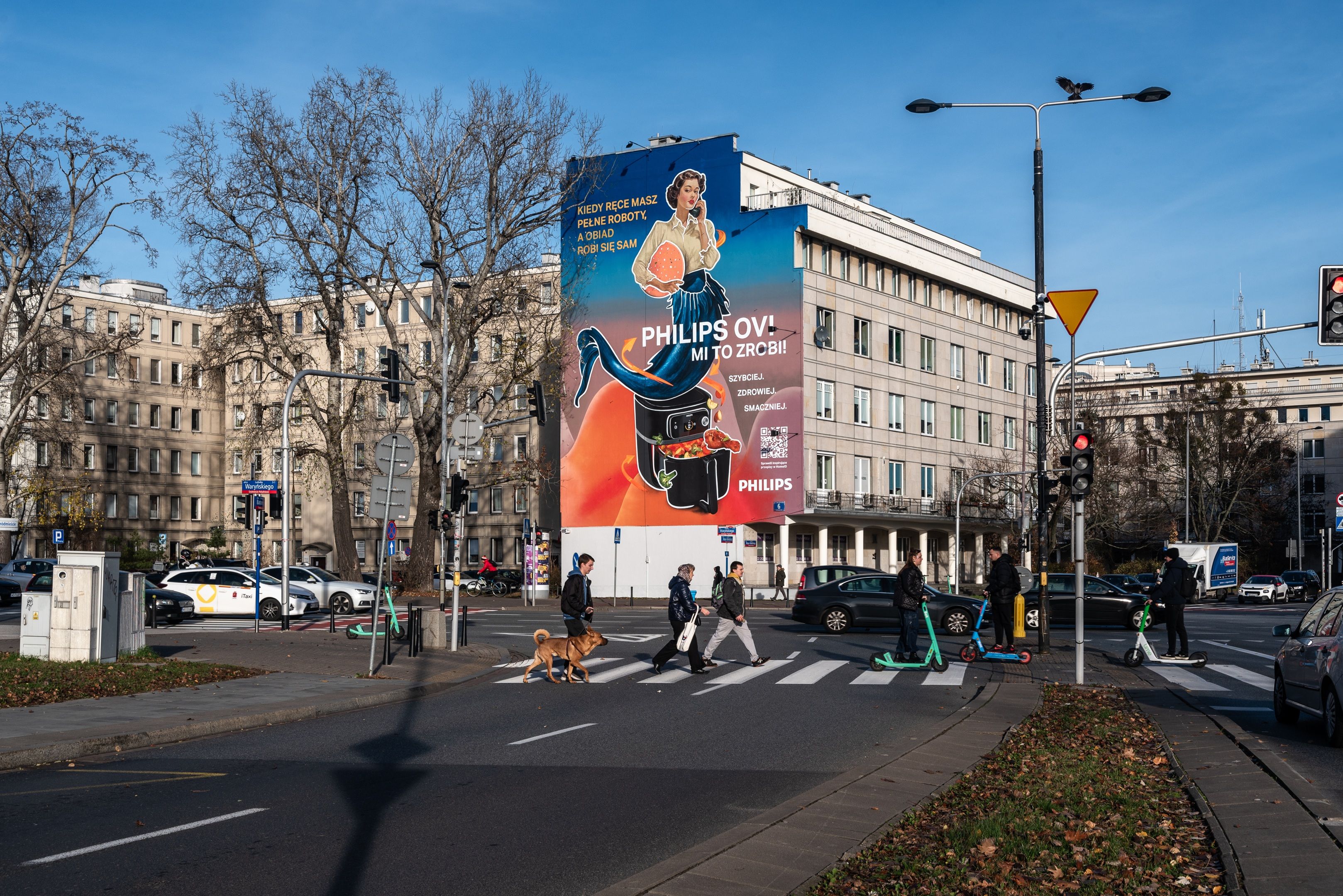 Good Looking namalowało mural w Warszawie przy ulicy Boya-Żeleńskiego 6 dla Philips