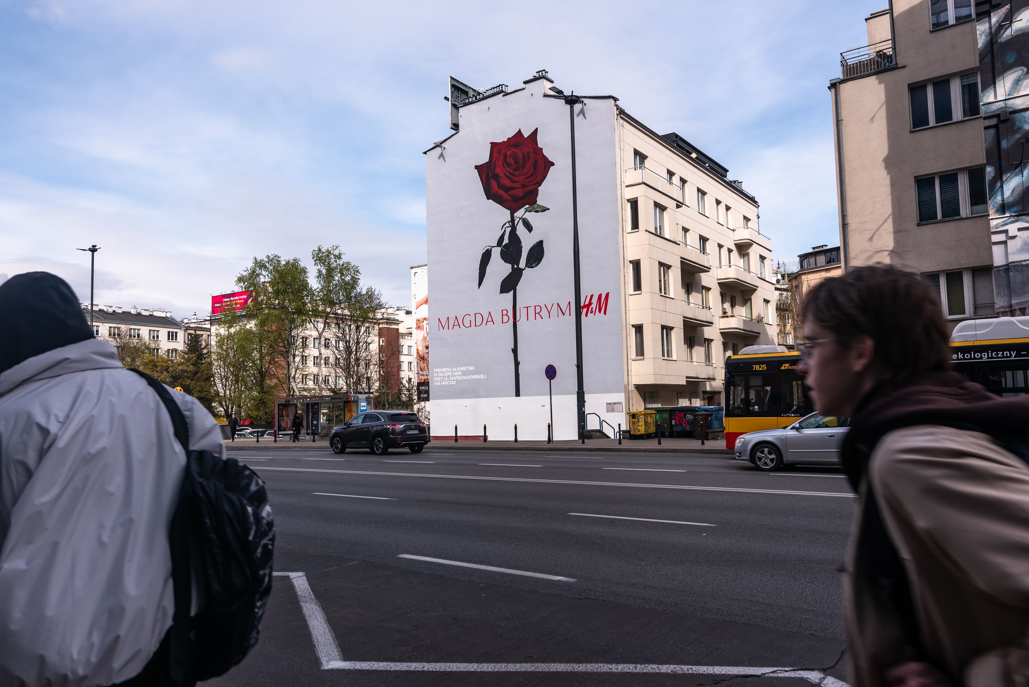 good looking motion mural hm dzień