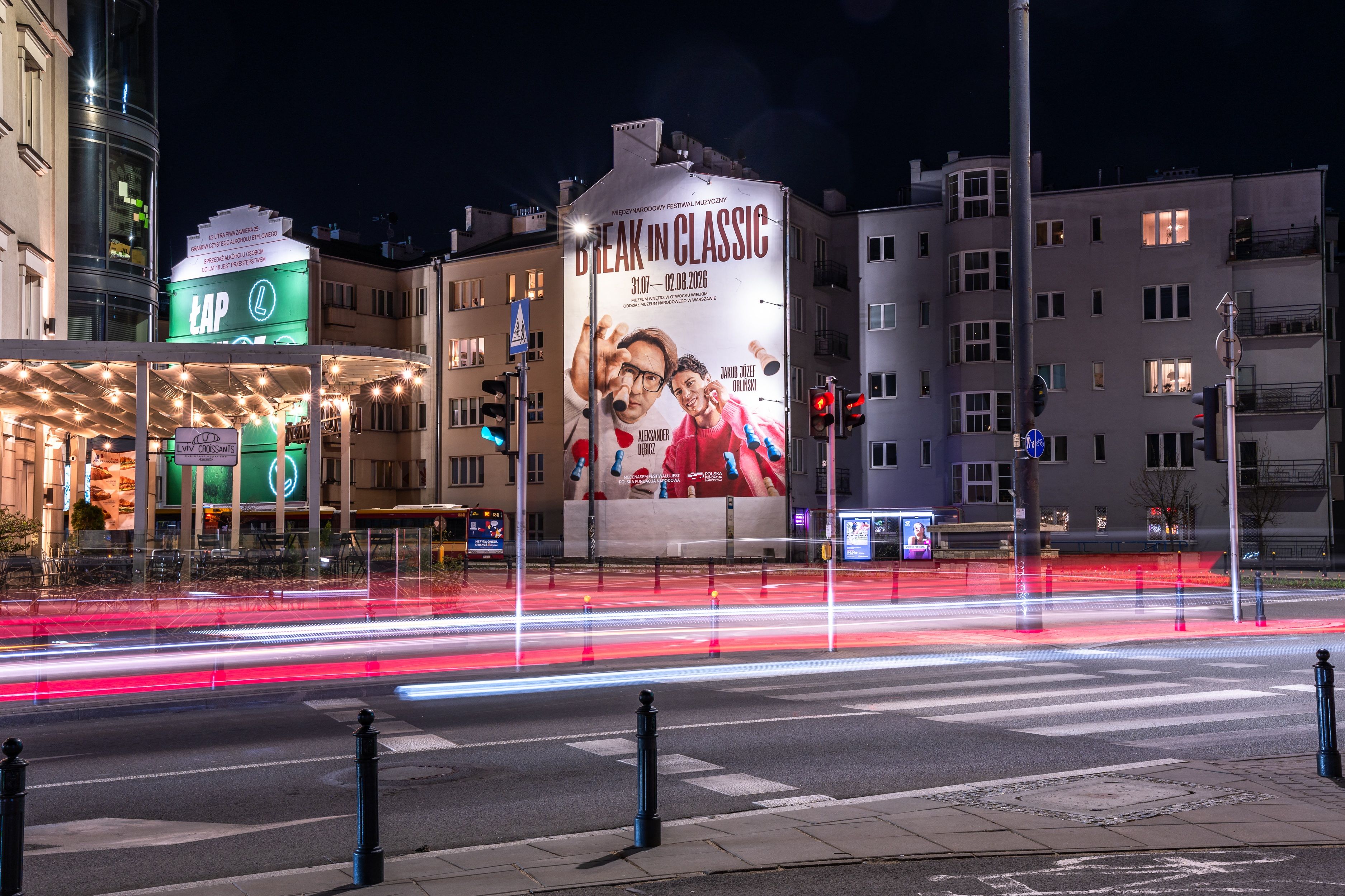 Namalowany przez Good Looking Studio mural, promujący festiwal "Break in Classic"