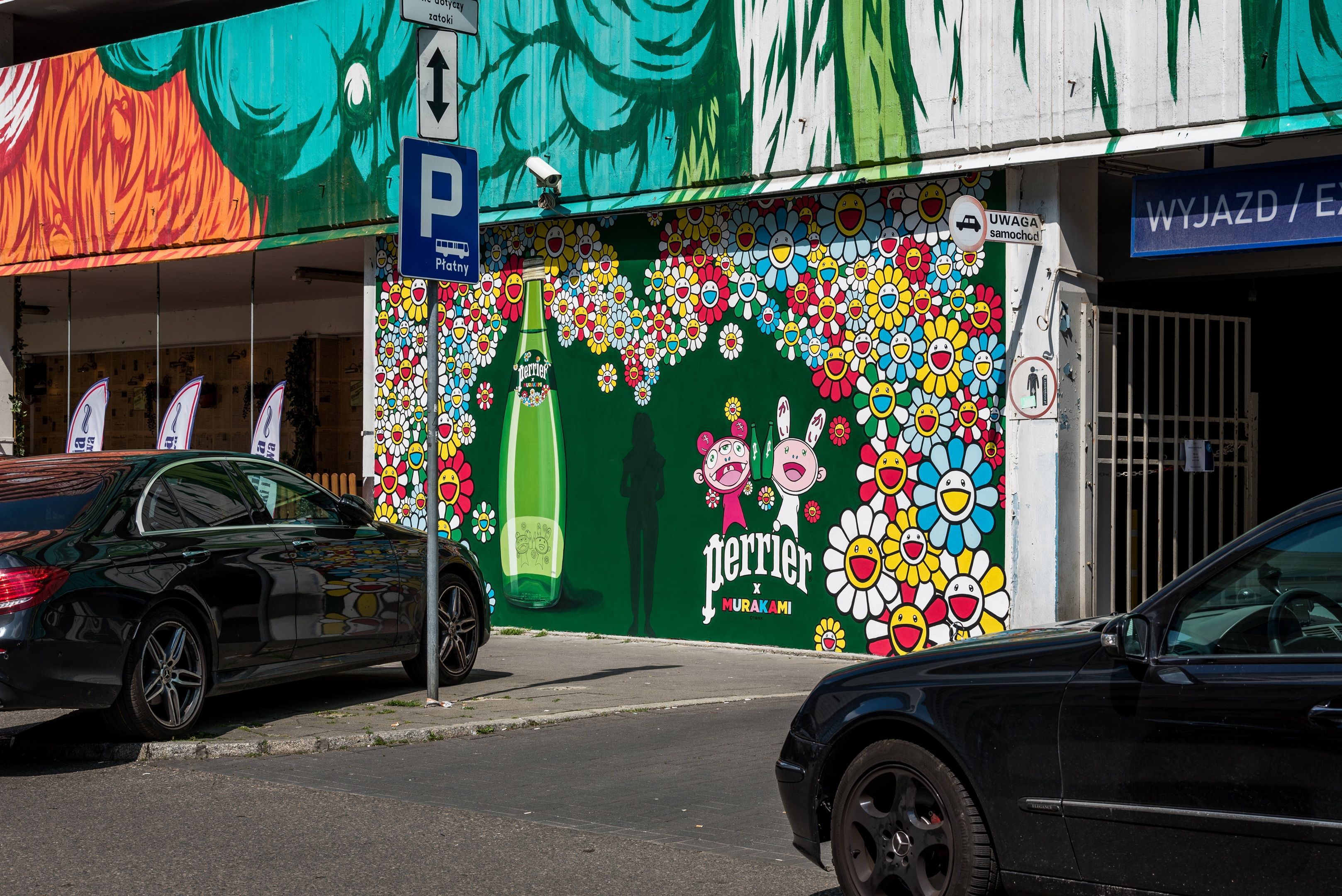 Good Looking namalowało mural w Warszawie przy ulicy Parkingowej 21 dla Perrier