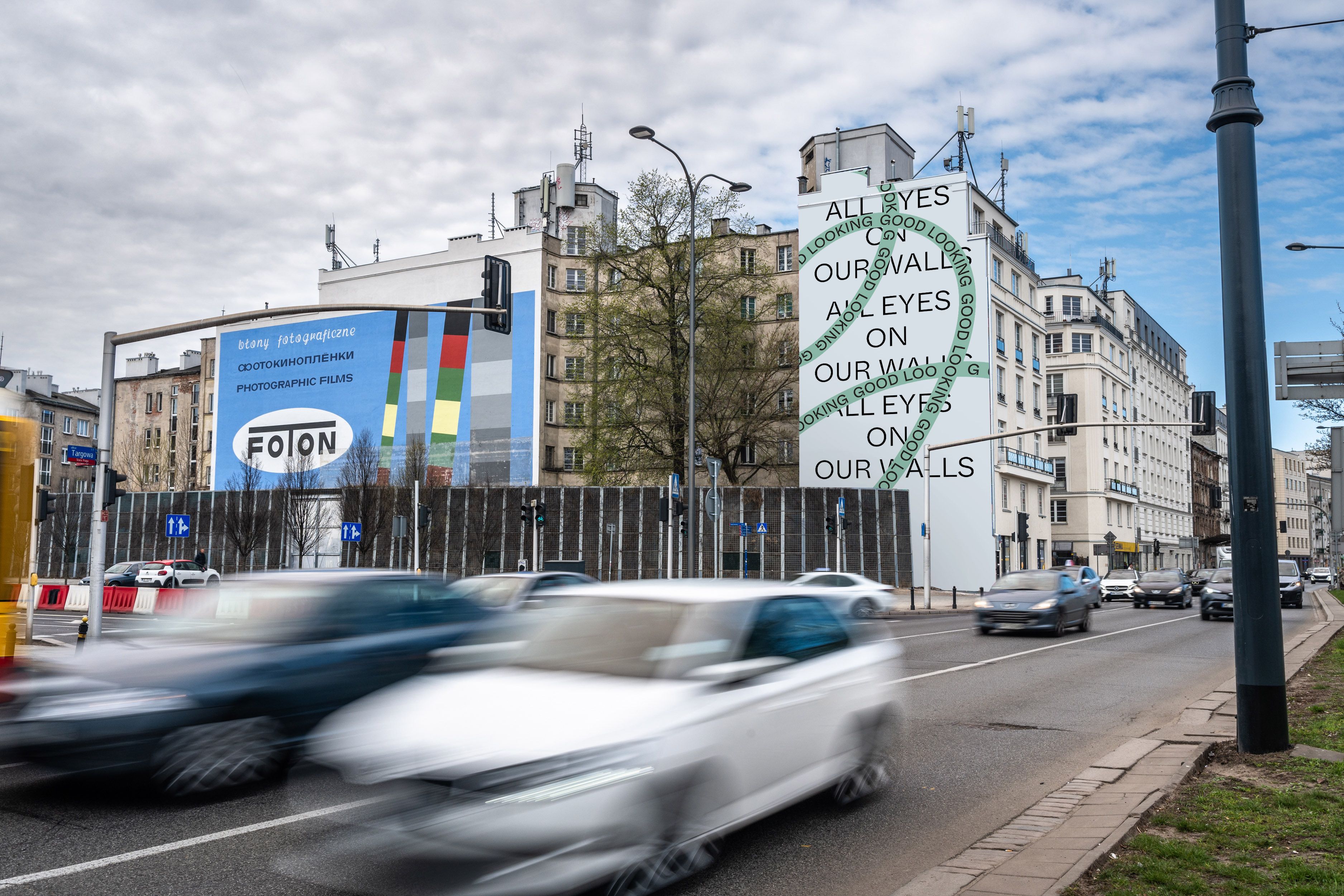 warszawskie murale przy ulicy targowej 15