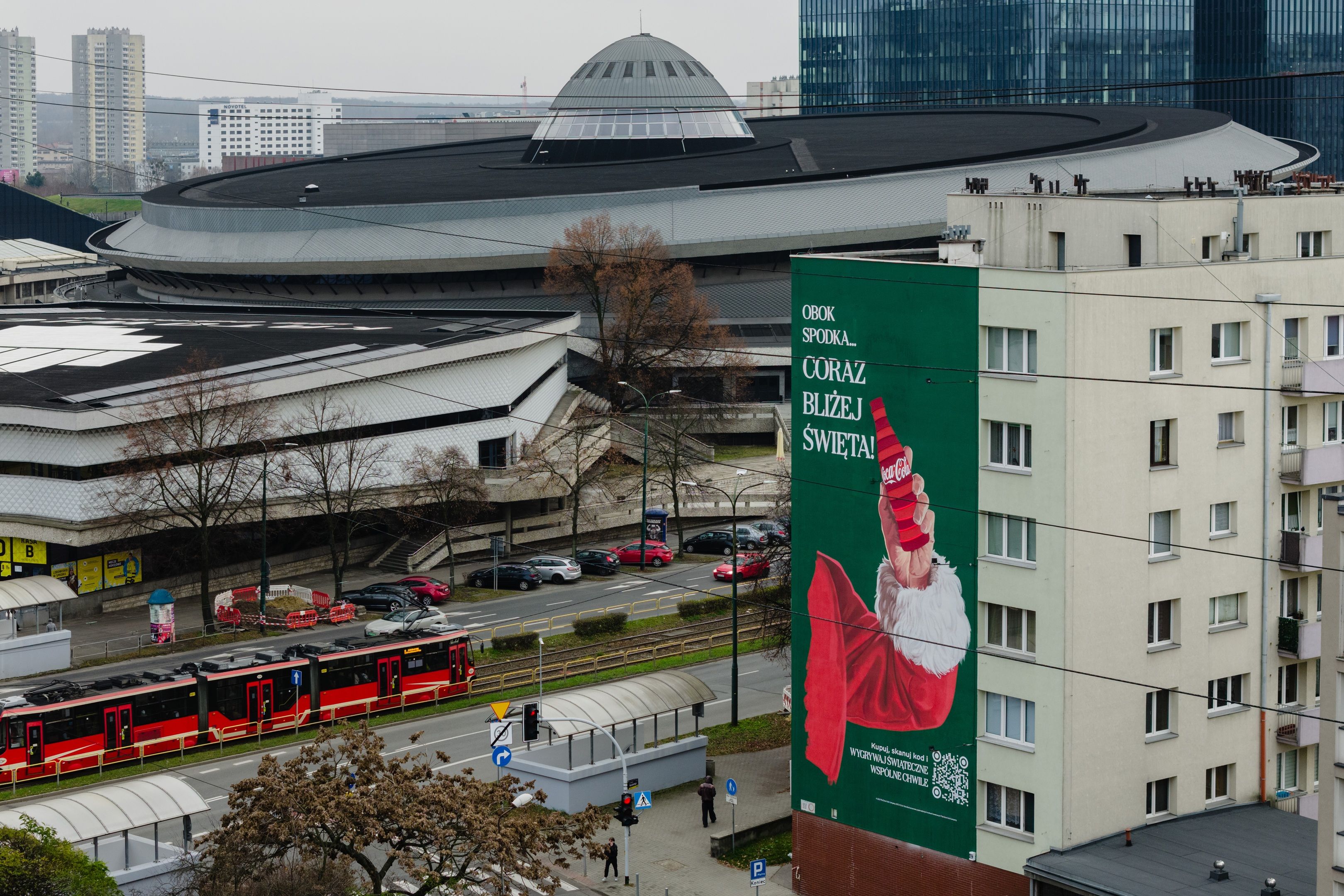 good looking mural w katowicach dla coca-cola