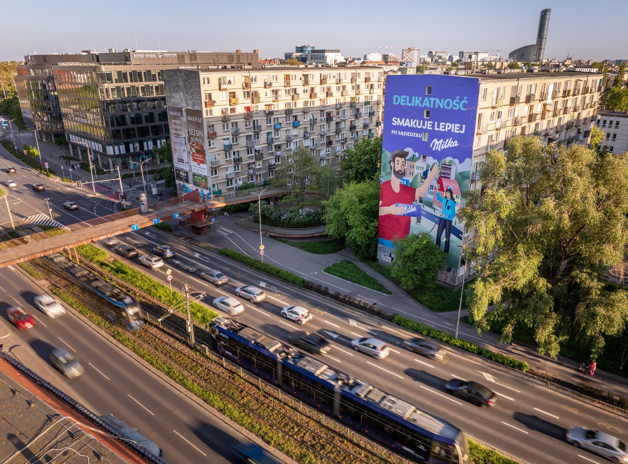 mural namalowany przez good looking studio we wrocławiu przy ul legnickiej 18 dla milki