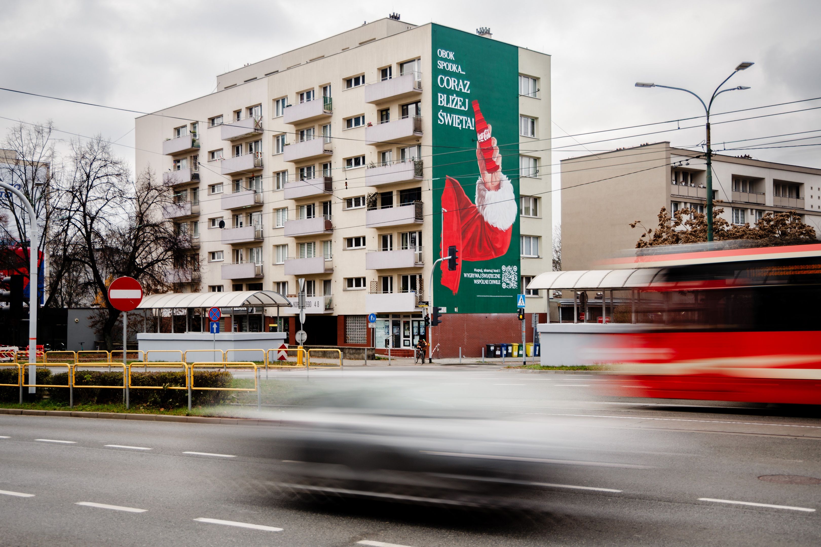 good looking mural w katowicach dla coca-cola