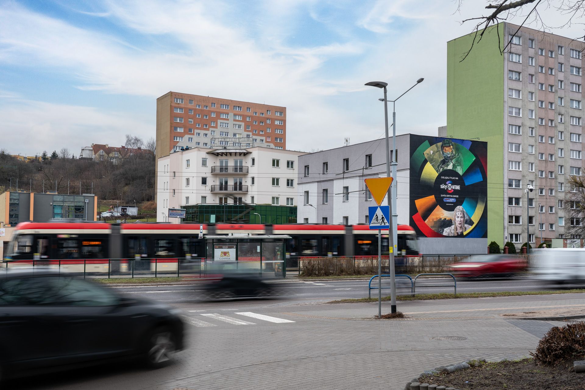 good looking mural skyshowtime gdansk