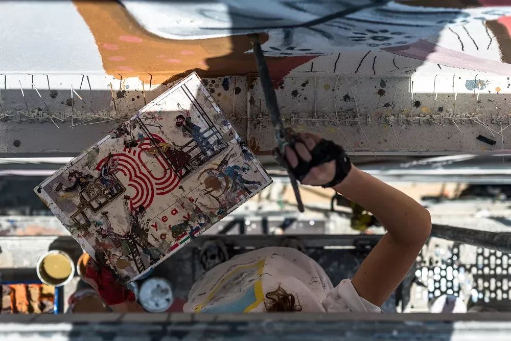 good looking mural na 30lecie grupy Wyszehradzkiej