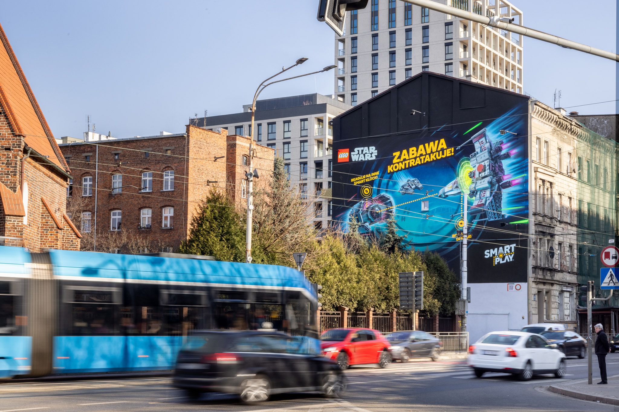 Mural z efektem UV dla Lego we Wrocławiu