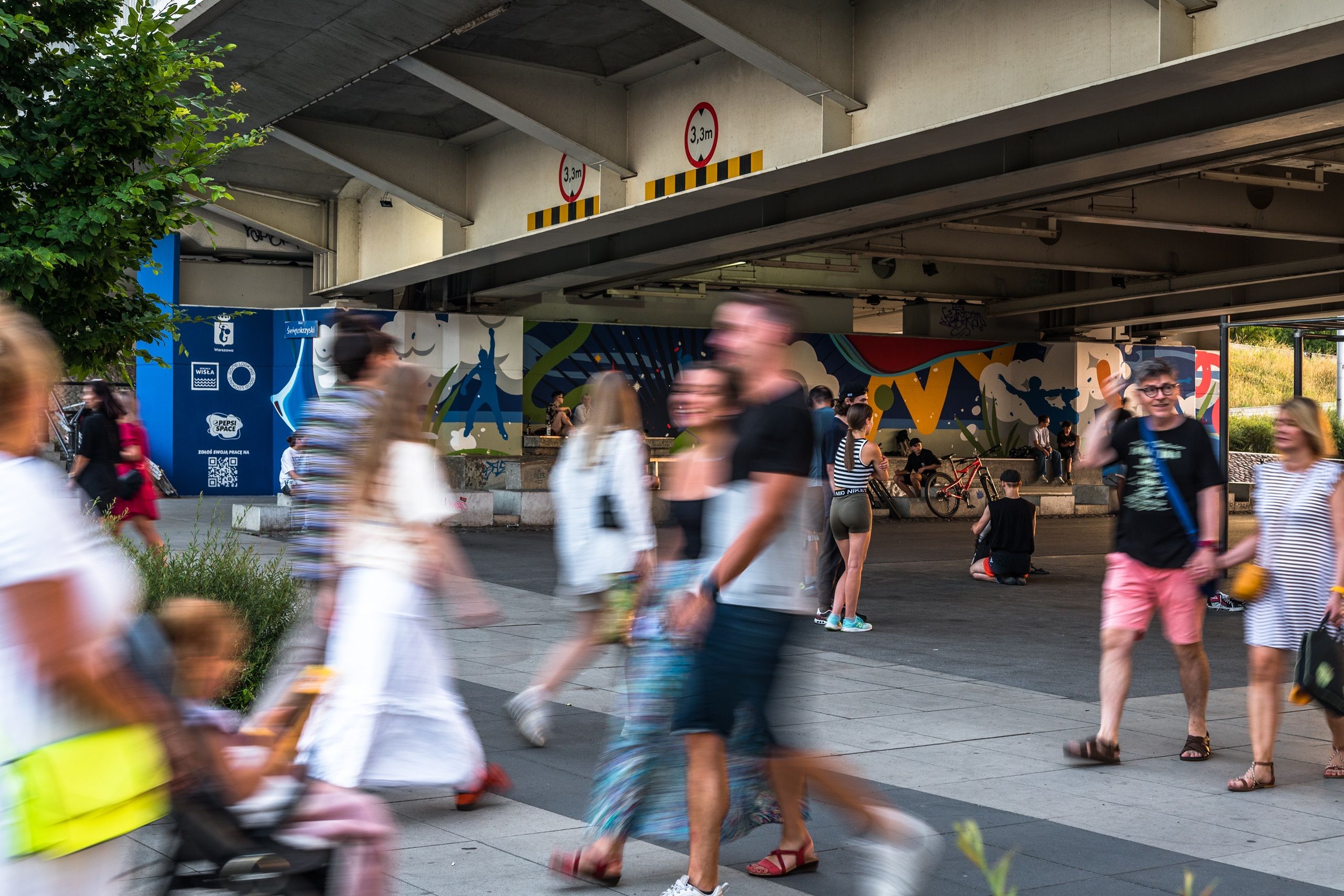 Good Looking Studio namalowało mural pod postem Świętokrzyskim dla miasta