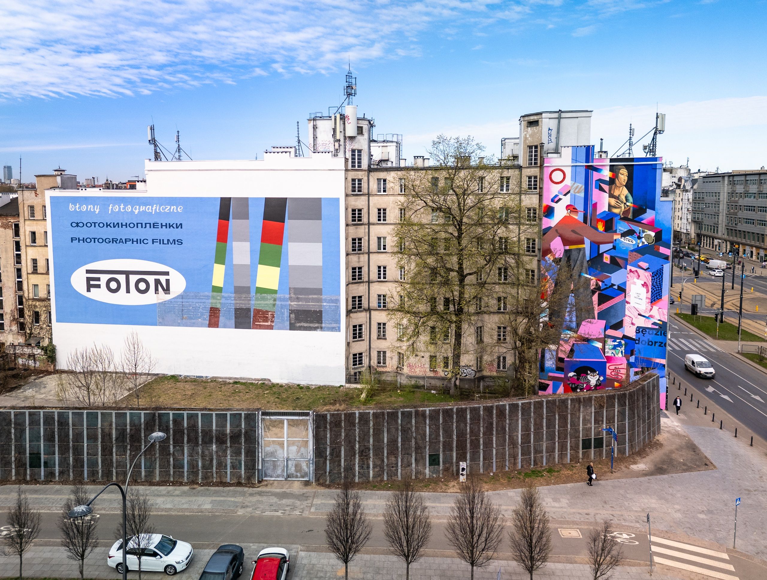 good looking odnowiło kultowe murale foton i jubiler