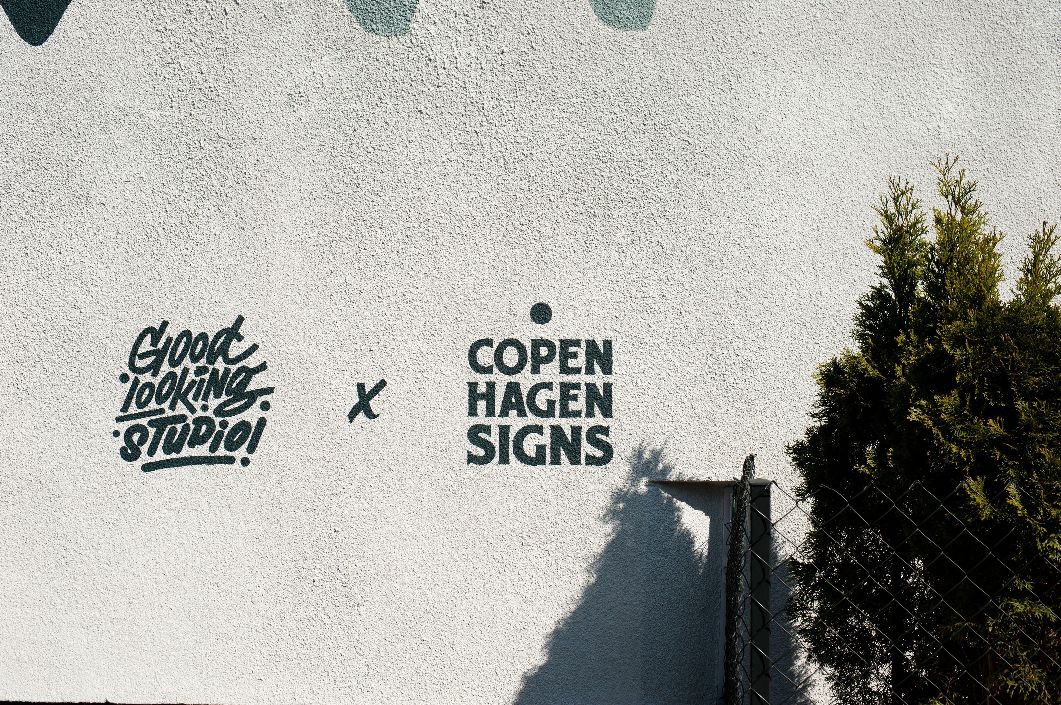 good looking mural alfabet na saskiej kępie, współpraca z copenhagen signs